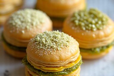 Cannoli e pasticceria tipica italiana